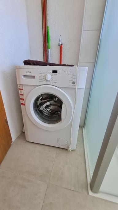 Komfortabele Ferienwohnung In Ruhiger Lage Sassnitz Bagian luar foto